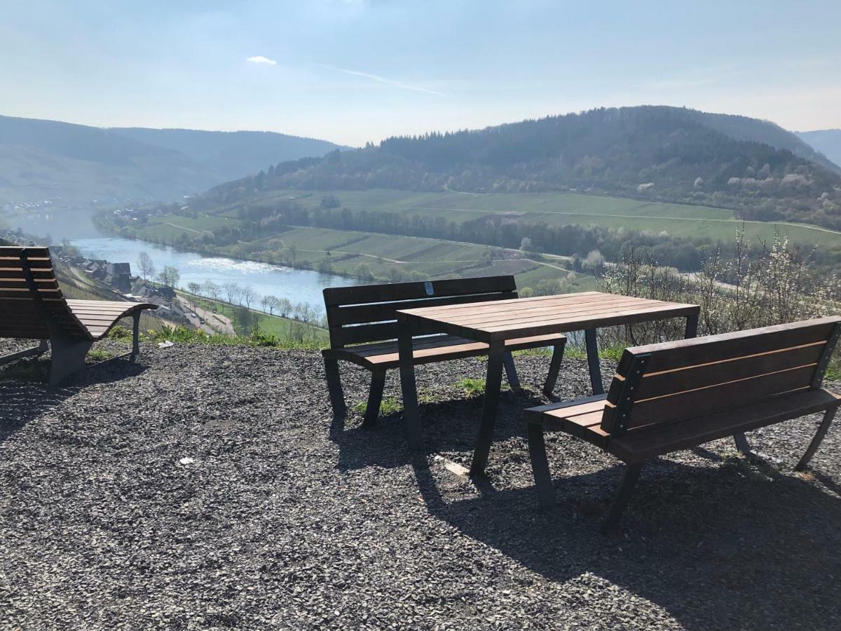 Ferienwohnung Eberhard Altes Winzerhaus Bullay Exterior foto